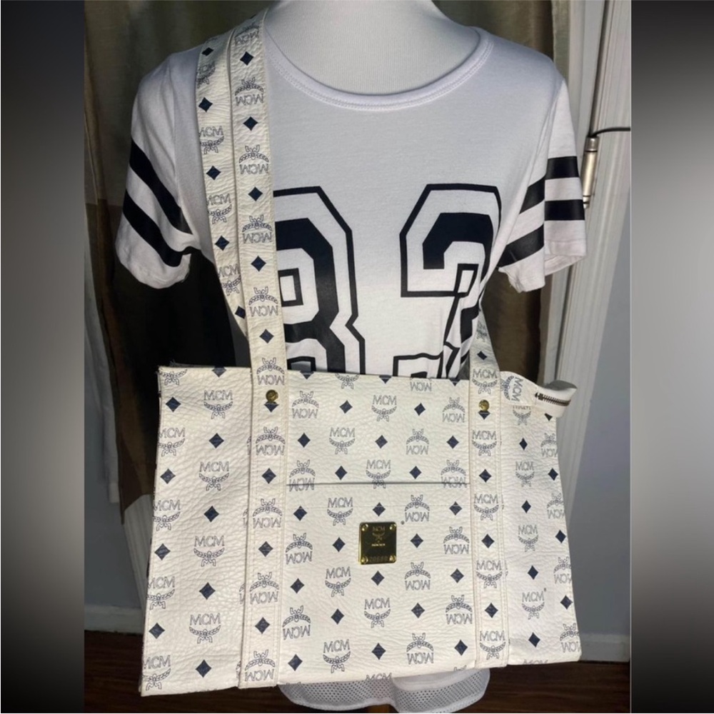 MCM Ivory and Ebony Tote Bag - Picture 7 of 12